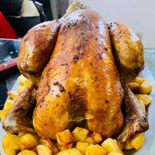 Poulet entier Prêt à cuire sous film de 2 kg à 4 kg